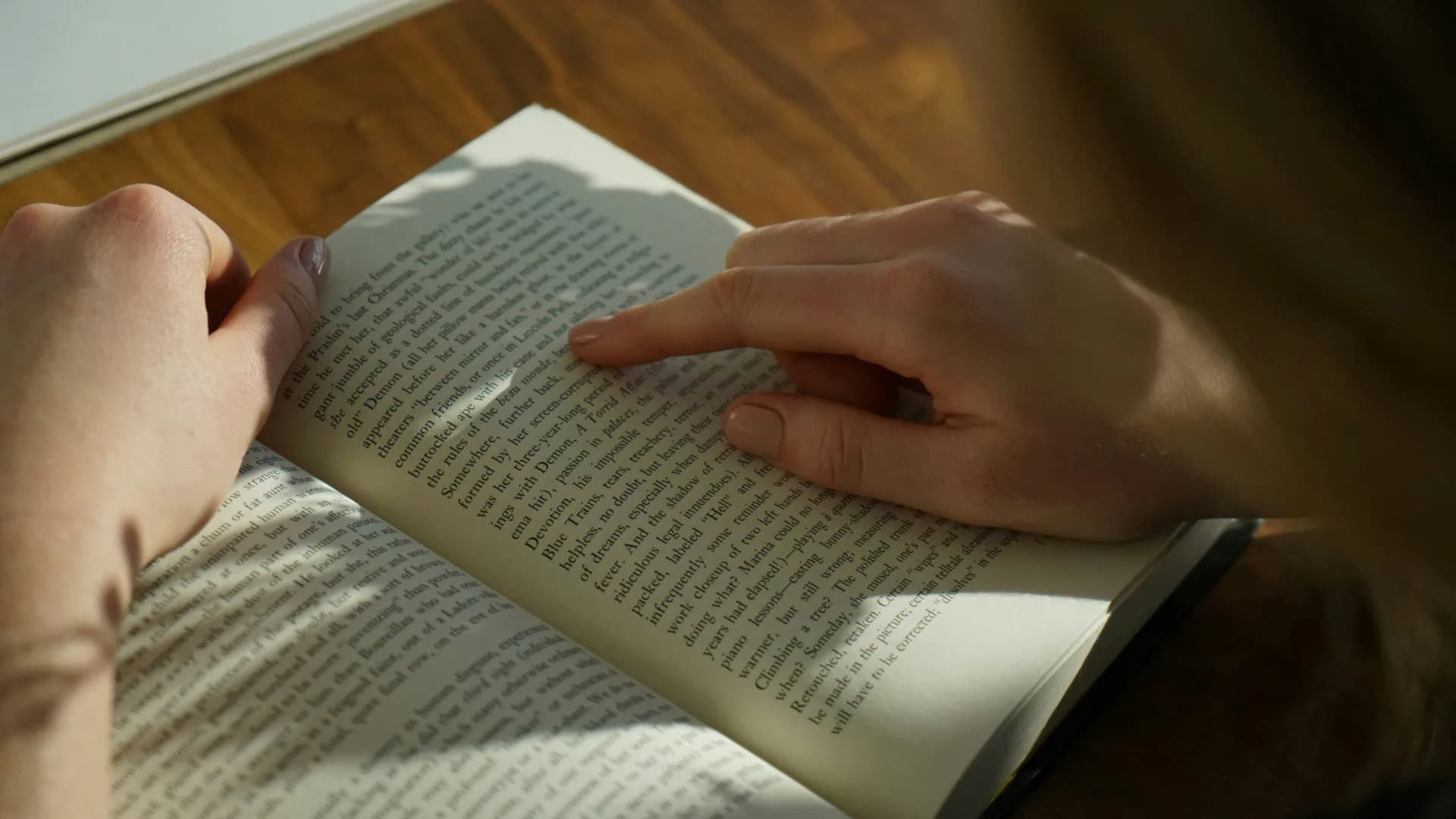 Le renouveau du papier : Pourquoi nous lisons plus en 2026 ?